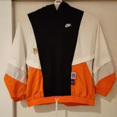 Nike　ナイキ　スウッシュ刺繍　ナイロンジャケット　L パーカー　黒