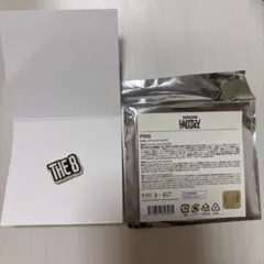 holiday ピンバッジ THE8