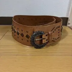 最終お値下げ‼️スタッズ付きブラウン・レザーベルト