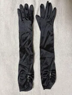 【お値下げ‼️】サテンビーズ装飾ロンググローブ 黒 パーティ用