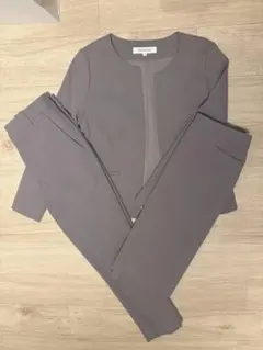 【1度着用】ナチュラルビューティーベーシック　スーツ　3点