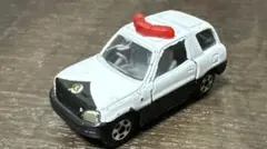 トミカ　トヨタ　RAV4パトカー