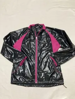 ブラック ナイロンジャケット