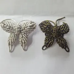 蝶の形状 ブローチ シルバーと黒