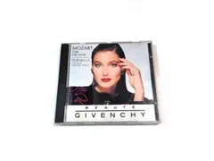 Mozart - Cosi Fan Tutte　Givenchy Edition