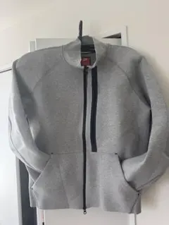 Nike テックフリース スリムフィットジャケットOG グレー