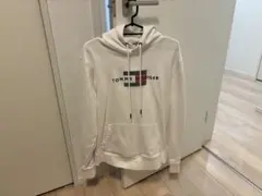 TOMMY HILFIGER ホワイトパーカー　白　比較的綺麗　サイズL トミー