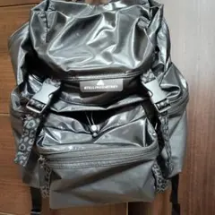 アディダス　ステラマッカートニー リュック