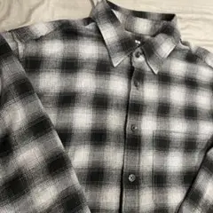 ユニクロ チェック柄 長袖シャツ モノトーン ブラックグレー　オンブレ　xl