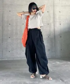 【クリーニング済み】PAGE BOY クロップド丈 半袖Tシャツ グレーのサムネイル