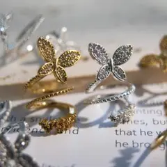 ジルコニアシングル蝶々ロンデルパーツ　1個270円