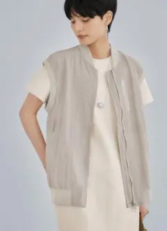 新品タグ付スタイルデリ ⭐︎背面タックノースリブルゾン⭐︎ベージュ
