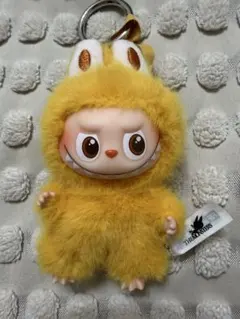 イニシャルラブブ　Y ポップマート