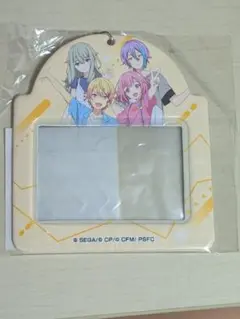 劇場版　プロジェクトセカイ　壊れたセカイと歌えないミク　カードホルダー