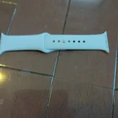 ホワイトシリコンバンド