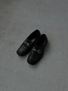 2026年最新】prada archive ローファーの人気アイテム - メルカリ