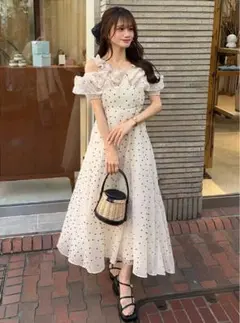 GRL ドット柄フリルオフショルダーフレアロングワンピース[ru1165]