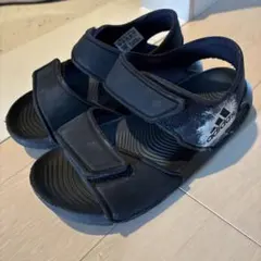 adidasキッズサンダル18センチ