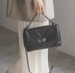 NOBLE Maison Vincent パッファーキルティングチェーンバッグ
