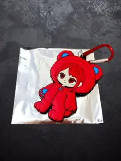 R指定 マモ カラビナ付きラバーキーホルダー - メルカリ