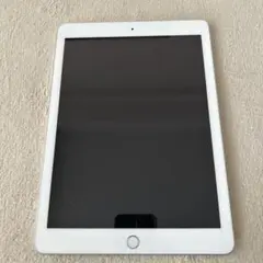 iPad第6世代Wi-FiモデルSilver(32GB)