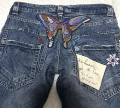 アズノウアズ デニム 刺繍入り 個性派　蝶　花　ダメージ加工　カラフル　M