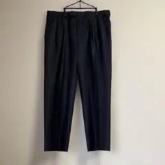 BARNEYS NEW YORK ネイビー タック入りスラックス 36のサムネイル