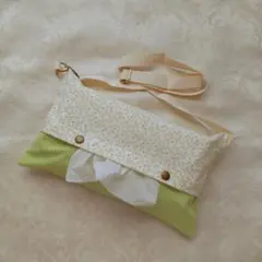 【小花柄・ライムグリーン】ショルダーティッシュ 移動ティッシュケース
