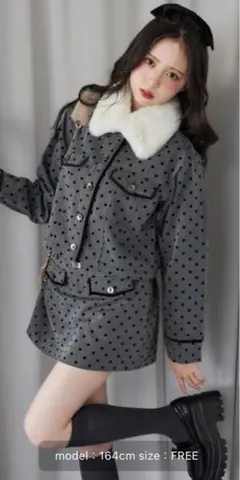 NICE CLAUP 初回完売品ドット柄グレークロップジャケット