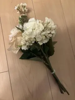 ホワイト 造花 ブーケ風 花束