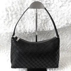 Item thumbnail for item afdda9e1-838c-47a6-977c-30a16dbb1a00