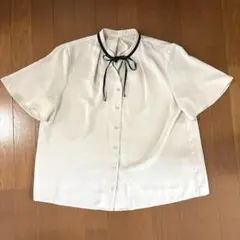 【良品】N. ブラウス　アイボリー　オフホワイトのサムネイル