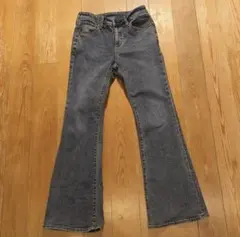 GU スリムフレアジーンズ　Sサイズ