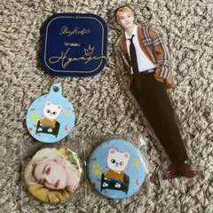 StrayKids スキズ　ヒョンジン　アクスタ　ファミリーマート