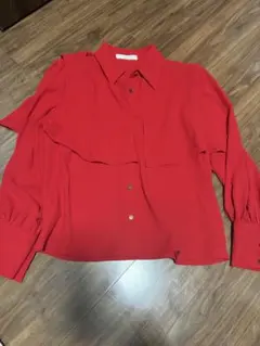 レイヤードデザイン 赤 長袖シャツ