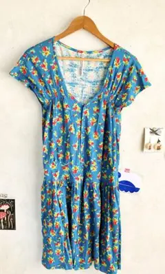 SUNAOKUWAHARA / レトロ花柄 ワンピース