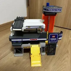 トミカ ひろげてあそぼう！おかたづけプレイパーク！のサムネイル