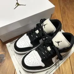 NIKE WMNS AIR JORDAN 1 LOW 24cmのサムネイル