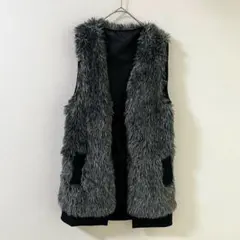 4810 一点モノ　ファーベスト　ポンポン付き　グレー　　ブラック　リブ