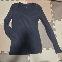TOMMY HILFIGER 長袖 Vネックカットソー ブラック XSのサムネイル