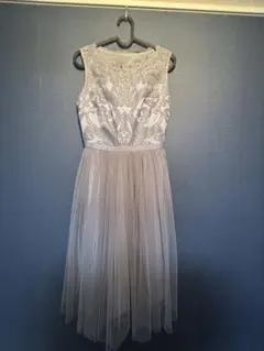 刺繍入りグレーシフォンパーティードレス