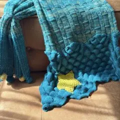 青と黄色の星型マーメイドニットブランケット