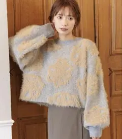 mysty woman フェザーフラワージャガードニットプルオーバー