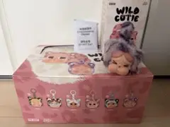 CRYBABY Wild but Neon Cutieぬいぐるみペンダント