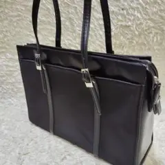 良品【自立するリクルートバッグ】 3層風 アトリエサブ A4 ビジネスバッグ就活