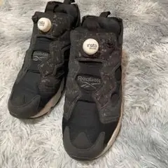 Reebok インタン　ポンプヒューリー　ブラック スニーカー　27センチ