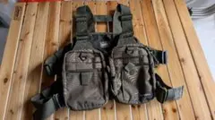 Item thumbnail for item cc6e101e-53c0-4a90-8ca1-d02cf622590a