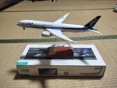 非売品/美品]1/200ANA B787-8 We fly 1st 木製台座 - メルカリ