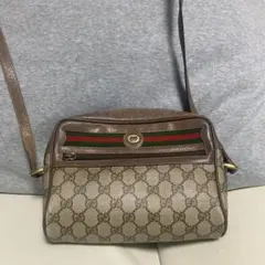 Gucci GGモノグラム ショルダーバッグ