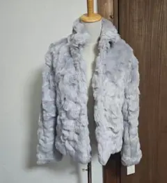 新品フェイクファーショートコート